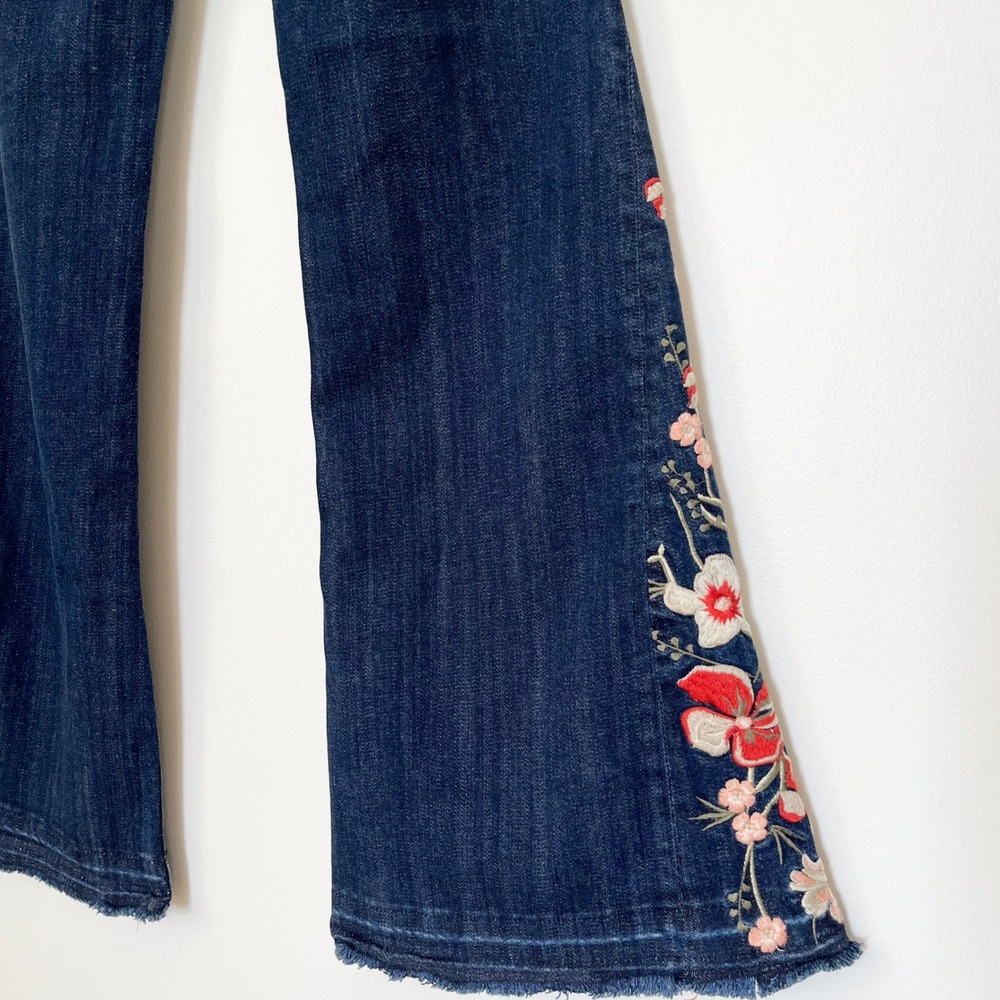 Free People x Driftwood Farrah Floral Embroidered Wide Leg Flare Jeans Womens 30 - Picture 10 of 16